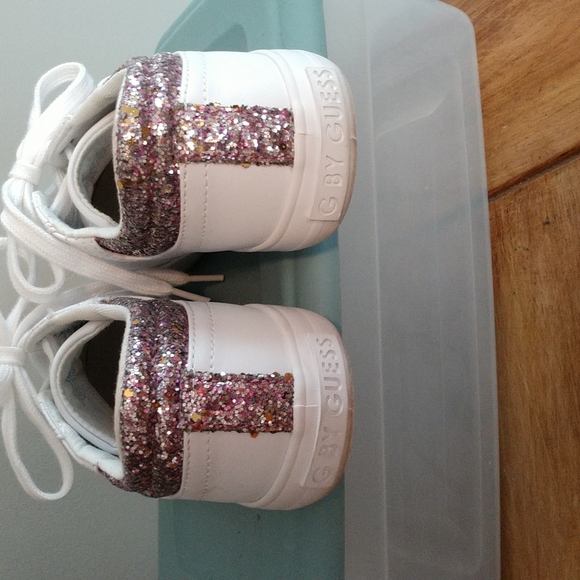 G by GUESS sneakers Size 9 - Picture 4 of 10